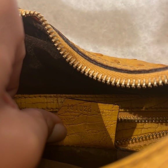 Gucci exotic Ostrich Horse-bit  hobo NEW - Picture 4 of 17